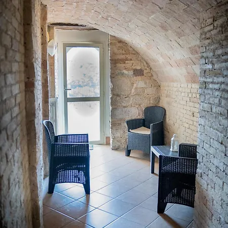 Il Castello Di 阿泰萨