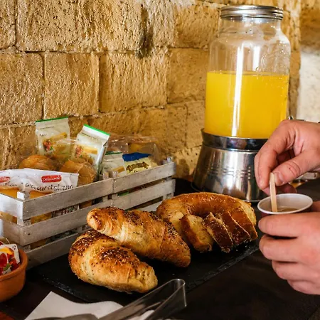 Il Castello Di Bed & Breakfast Atessa